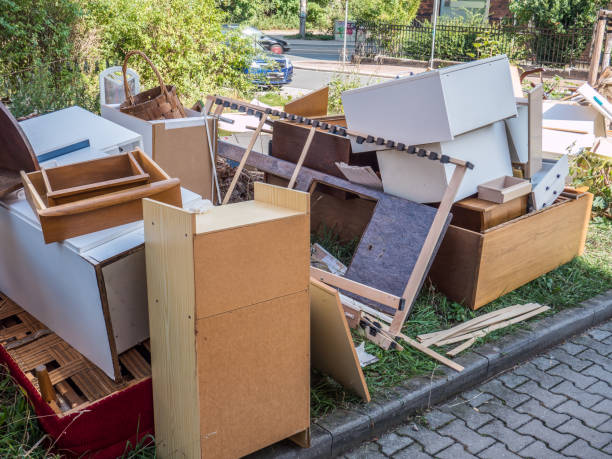 Best Attic Cleanout  in Groveland, ID